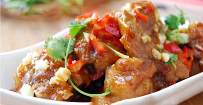 Sườn hấp cay nồng hấp dẫn, một món sườn heo nấu gì ngon để kích thích vị giác